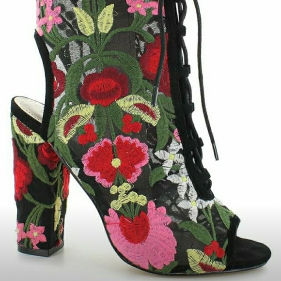 Hot Tomato Shoes - Floral print lace up ankle boots